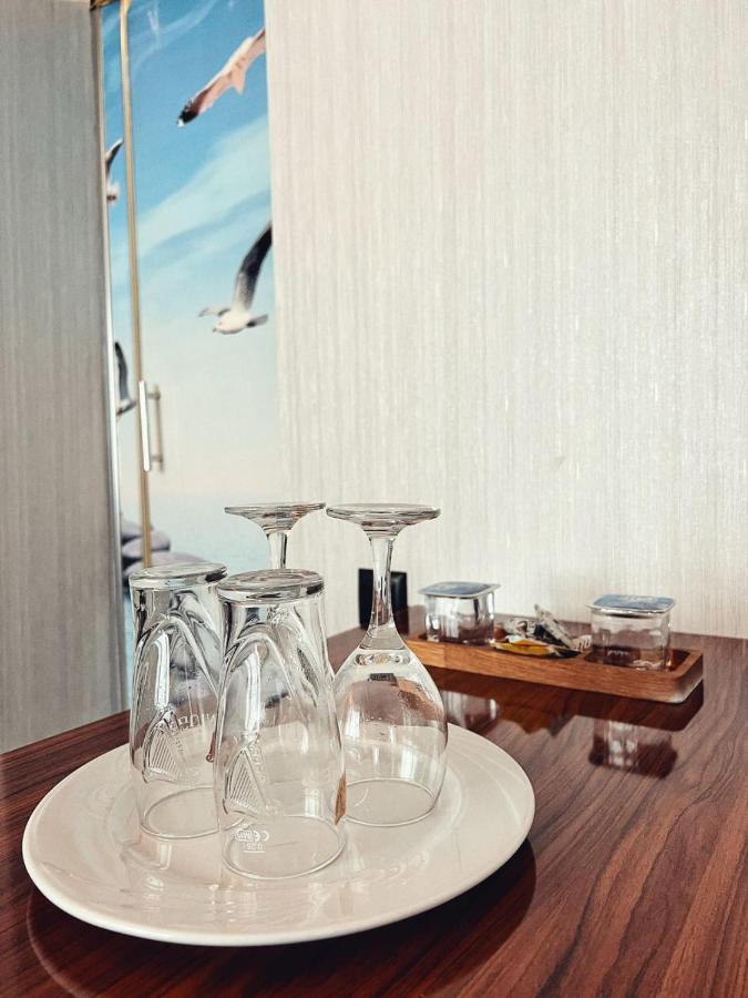 Zebra Hotel Alsancak İzmir Buitenkant foto